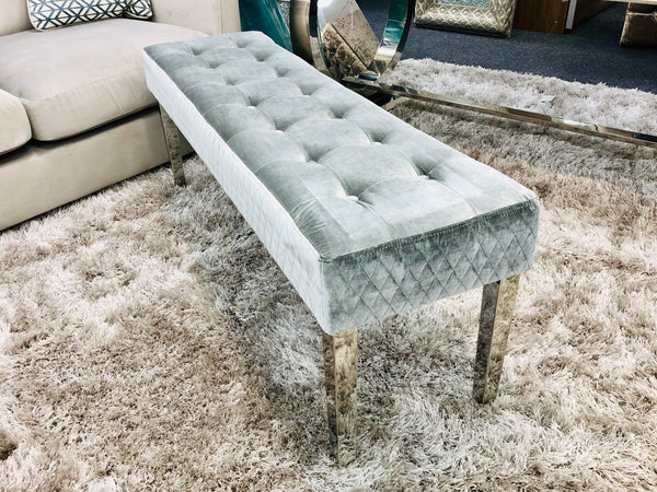 Majestic Plush Velvet Silver HQ Bench