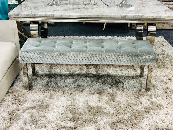 Majestic Plush Velvet Silver HQ Bench