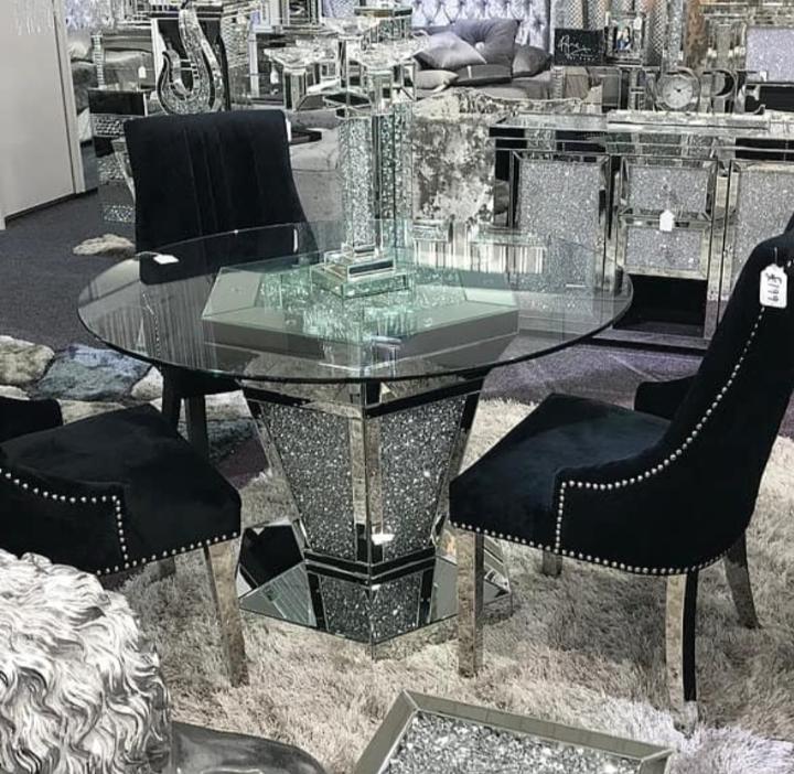 NEO CRUSHED MIRROR ROUND DINING TABLE WITH SIX LUXURY KNOCKING VELVET BLACK CHAIRS